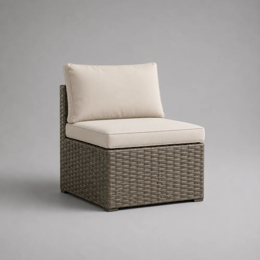 Poltrona da giardino senza braccioli in rattan PE tortora con cuscini crema, 70 x 75 x 75 cm